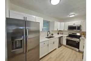 7070 Liberty St, Hollywood, FL 33024 - MLS#F10519812