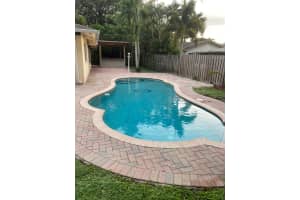 6721 NW 26th Ave, Fort Lauderdale, FL 33309 - MLS#F10519820