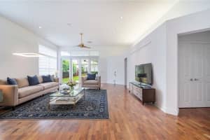 2519 Bay Pointe Court, Weston, FL 33327 - MLS#F10519823