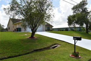 1654 Lexington Drive, Port Saint Lucie, FL 34953 - MLS#F10519828