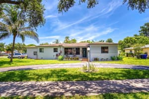 433 N 26th Ave, Hollywood, FL 33020 - MLS#F10519832