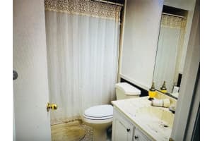 1901 Indian River Blvd, Vero Beach