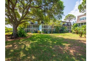 1901 Indian River Blvd, Vero Beach, FL 32960 - MLS#F10519890
