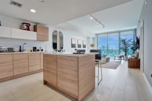 16385 Biscayne Blvd 1518, North Miami Beach, FL 33160 - MLS#F10519901