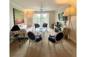 11750 Saint Andrews Pl 202, Wellington