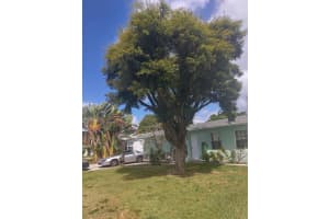 1517 Ne 30th St, Pompano Beach