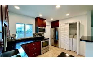400 SW 9th St South, Fort Lauderdale, FL 33315 - MLS#F10519963