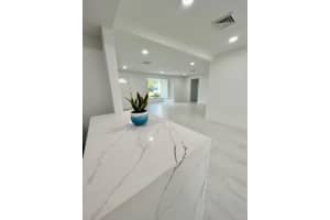 300 SW 12th St, Boca Raton, FL 33432 - MLS#F10519991
