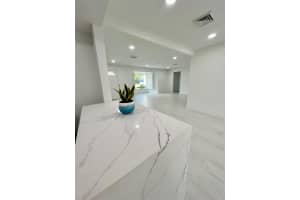 300 SW 12th St, Boca Raton, FL 33432 - MLS#F10519991