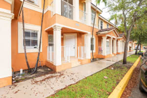 24055 SW 109th Ct 1, Homestead, FL 33032 - MLS#F10519999