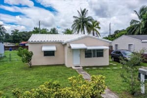 2510 Scott St, Hollywood, FL 33020 Sold 12/09/25