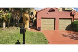 1237 SW 87th Ter, Plantation, FL 33324 Sold 10/23/25