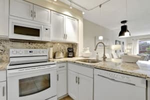 2230 N Cypress Bend Dr 306, Pompano Beach, FL 33069 - MLS#F10520054