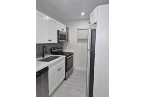 5525 SW 41st St 101, Hollywood, FL 33023 - MLS#F10520063