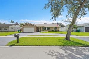 5724 Sw 118 Avenue, Cooper City