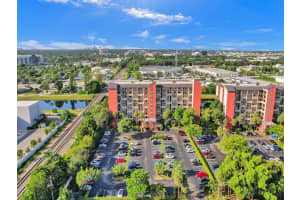 2200 S Cypress Bend Dr 601, Pompano Beach, FL 33069 - MLS#F10520073