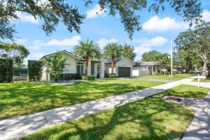 15924 SW 61st Ct, Davie, FL 33331 Sold 10/02/25