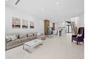 1113 NE 2nd St, Fort Lauderdale, FL 33301 Sold 09/30/25