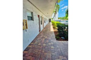 4000 44th Avenue, Lauderdale Lakes, FL 33319 Sold 01/06/26