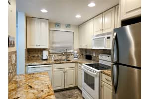 1161 Hillsboro Mile 506, Hillsboro Beach, FL 33062 - MLS#F10520184