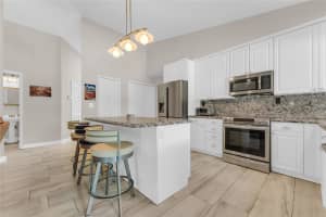 9351 NW 10th Ct, Plantation, FL 33322 Sold 09/17/25