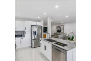 1350 SW 122nd Ave 415, Miami, FL 33184 - MLS#F10520241