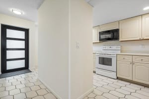 2707 14th St Causeway, Pompano Beach, FL 33062 - MLS#F10520244