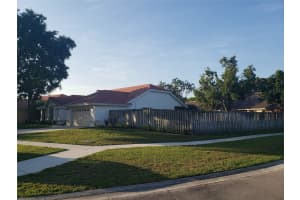 6639 HATTERAS DR, Lake Worth, FL 33467 - MLS#F10520271