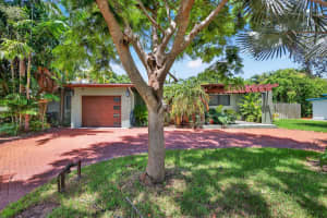 111 NE 16th Ct, Fort Lauderdale, FL 33305 - MLS#F10520278