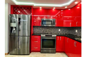 180 Ne 12th Ave 16b, Hallandale Beach