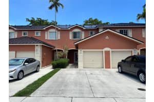 1055 NW 100th Ave, Pembroke Pines, FL 33024 - MLS#F10520306