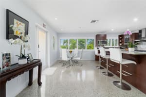 2910 Johnson St, Hollywood, FL 33020 - MLS#F10520325