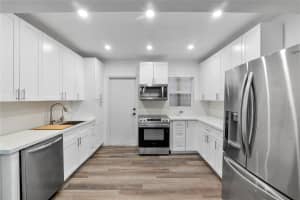 6751 Cypress Rd 204, Plantation