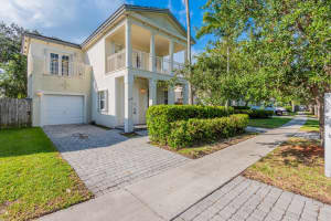 3134 NE 2nd Dr, Homestead, FL 33033 Sold 11/07/25