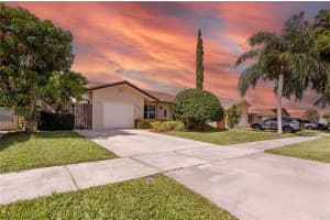 3291 SW 4th St, Deerfield Beach, FL 33442 Sold 12/22/25