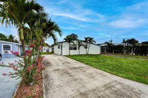 6128 SW 2nd St, Margate, FL 33068 - MLS#F10520428