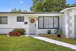 5020 NW 22nd St, Lauderhill, FL 33313 - MLS#F10520454