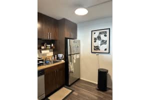 1000 Parkview Dr 1006, Hallandale Beach, FL 33009 - MLS#F10520474