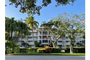 3051 S Palm Aire Dr 204, Pompano Beach, FL 33069 - MLS#F10520488