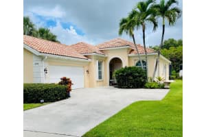 4975 Garden Dr, Delray Beach