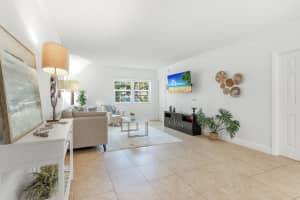 2424 SE 17th 106B, Fort Lauderdale, FL 33316 - MLS#F10520493