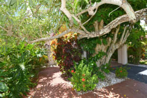 8044 Eastlake Dr 9-A, Boca Raton, FL 33433 Sold 11/25/25