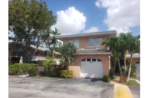 3259 NW 44th St 1, Oakland Park, FL 33309 Sold 08/29/25