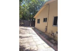 1717 11th Street, Fort Lauderdale, FL 33312 - MLS#F10520532