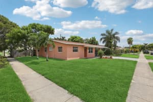 7591 Polk St, Hollywood, FL 33024 Sold 11/07/25