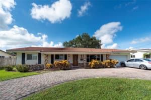 7200 NW 10th Ct, Plantation, FL 33313 - MLS#F10520569