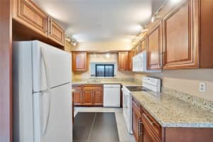 2157 NW 37th Ave, Coconut Creek, FL 33066 - MLS#F10520583