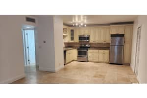 530 NE 15th Ct 4, Fort Lauderdale, FL 33304 - MLS#F10520588