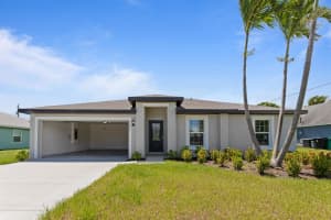 1597 Berkshire Blvd, Port Saint Lucie, FL 34952 - MLS#F10520593