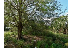 5005 Sanibel Avenue, Fort Pierce, FL 34951 Sold 01/08/26